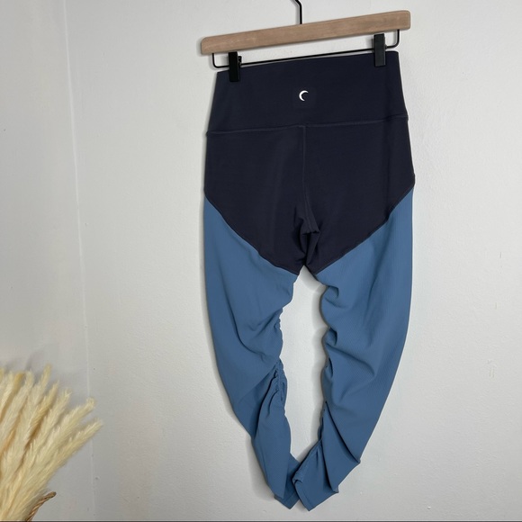 ZYIA Storm Parallel Luxe High Rise leggings Size 6-8 Compressive Activewear - Picture 6 of 15